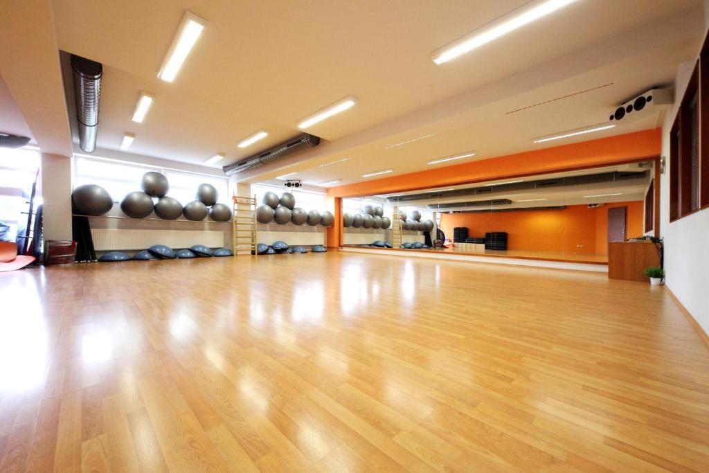 Hotel S-Centrum Benesov  Luaran gambar