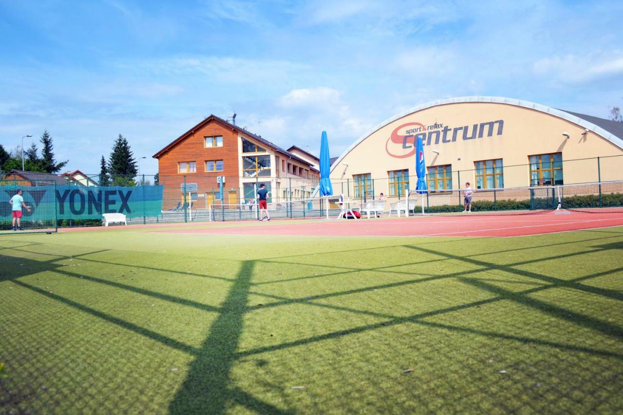 Hotel S-Centrum Benesov  Luaran gambar